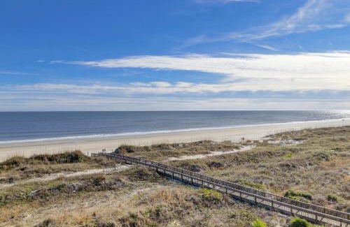 Folly Field House | Two Community pools Queen Bunk Beds Sleeper sofa Bikes & Beach Gear included