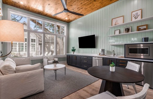 Fairhope Cottage | Two Cottage Suites in one! Downtown Cottage Hideaway