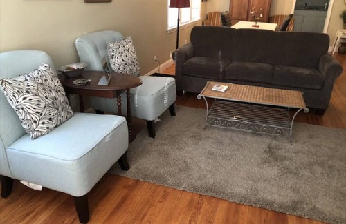 Saint Joseph House | TWO HOUSES TO LAKE MICHIGAN- downstairs three bedroom unit (also see 309683)