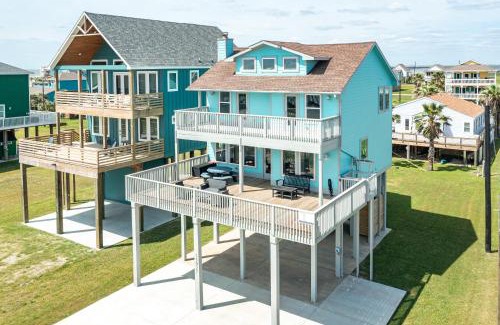 San Luis House | Two Huge Decks & Sandy Sea Views