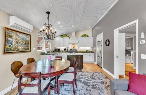 Idyllwild House | TWO Luxury Homes~WALK To Village & Creek~Basketball & Play Court~Mountain Views