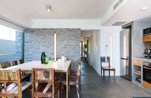 Aspro Villa | Two Luxury Villas rented as one, ideal for big Groups - close to the beach!