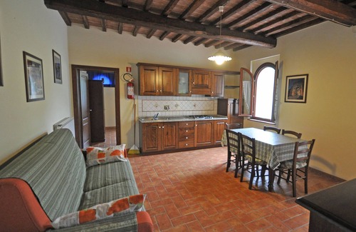 Montecatini Val di Cecina House | Two-room apartment B WIFI and pool in the Tuscan countryside and not far from the sea