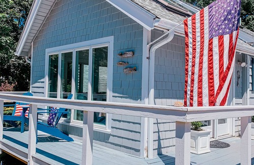 West Yarmouth House | Two Sisters' Cape Escape (Sunroom, Large deck, AC, 1/2 mile to water)