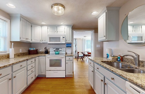 Old Orchard Beach House | Two-story dog-friendly house with enclosed yard, grill, patio, W/D