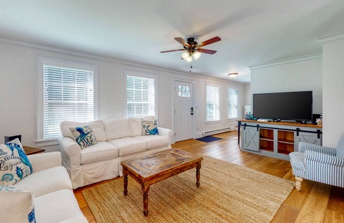 West Kennebunk House | Two-Story Family-Friendly Home w/Deck, Gas Grill, Free WiFi, Washer/Dryer, Patio