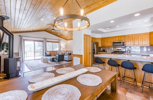 Truckee House | Two-Story Home w/Two Decks & Fireplaces, Private Hot Tub & Mountain Views