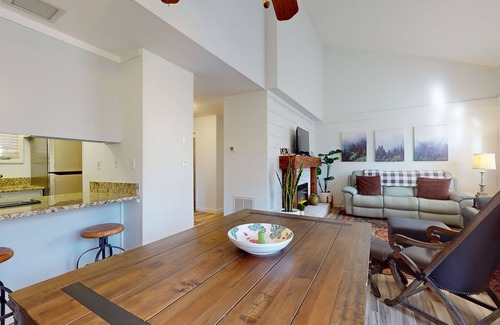 Sapphire Condo | Two-story resort condo, pools, tennis, golf & lake access. Dog friendly