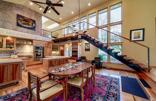 Burnt Ranch House | Two-Story Riverfront Home w/Beautiful Kitchen & Private Hot Tub