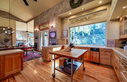 Burnt Ranch House | Two-Story Riverfront Home w/Beautiful Kitchen & Private Hot Tub