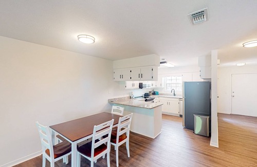 Panama City House | Two-story waterfront retreat with a furnished deck, washer/dryer, & AC