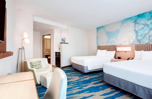 Marathon Hotel | Two Units Right tn the Heart of Florida Keys | Water Front Hotel w/Scenic View