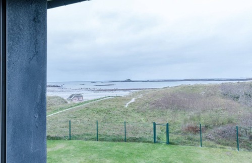 Ploudalmezeau House | TY DUNES - Magnificent Breton house with sea view
