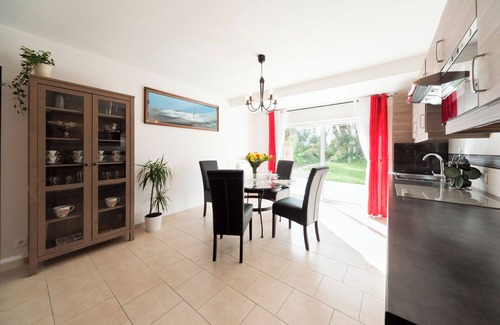 Plouguerneau House | TY NEVEZ KERLASTREN, Plouguerneau, single storey gite, 2mn from the beach, hiking trails