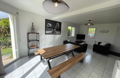 Plomeur House | Ty Plom proche du centre et des plages