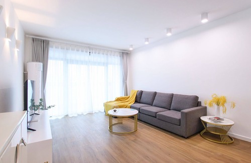 Wantiguan Apartment | Tyms 3BR 2BA Apt Near Stadium Line 1 4