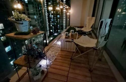 Seri Kembangan Apartment | TypeA-10pax-5Bedroom-Balcony-TheMines-IOICityMall-UPM-C180