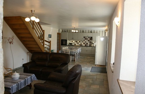 Beuzec-Cap-Sizun House | Typical Breton family home