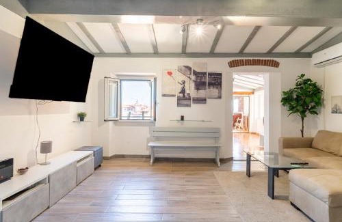 Venezia Nuova Apartment | Typical Livorno Apartment with Covered Terrace!