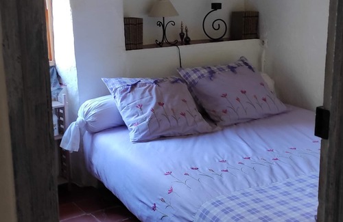 Coursegoules House | Typical village house, vençois hinterland