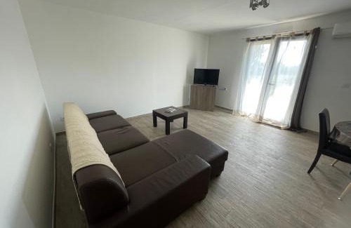 Aleria Apartment | U Primu Appartement spacieux au calme Aléria