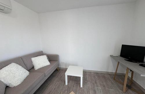 Aleria Apartment | U TERZU - Appart neuf spacieux