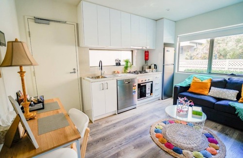 Brunswick Apartment | U1 Brunswick Living Ground Patio Close to APT and CBD Free Wifi Tram at Doorstep