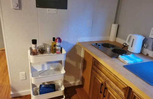Powell River Apartment | U12 Seaside Serenity: Seal Bay Glamping Retreat（2）