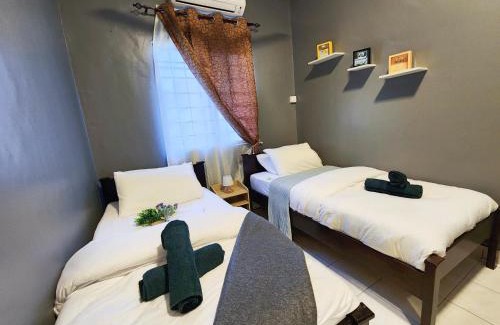 Shah Alam Apartment | U8 TAMAN BUKIT JELUTONG, SECTION U8, 40150 SHAH ALAM Fully Air-Con Suite