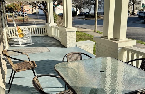 Five Points South Apartment | UAB 2bd2bth 5 mins walk to EAT & SHOP