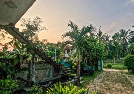 Embilipitiya Hotel | uchi hotel & rest house