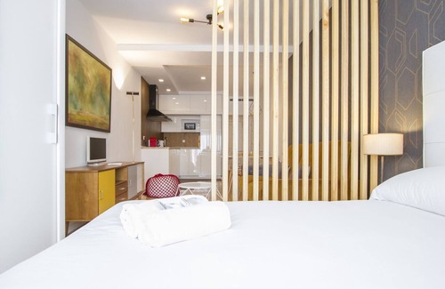 Atocha Apartment | UD Apartments - Atocha Stylish with Pool