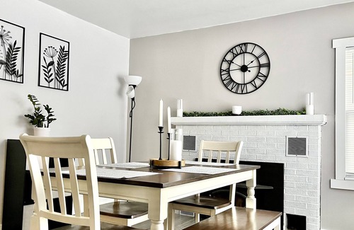 Sault Ste. Marie House | Ugly Duck Rentals