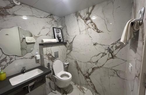 Viman Nagar Apartment | UHomes Pune airport