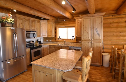 Coalville Cabin | Uinta Cabin Family Retreat