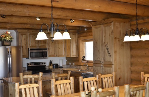 Coalville Cabin | Uinta Cabin Family Retreat
