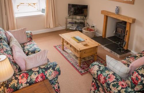 Hawick House | Uk35715 - South Cottage
