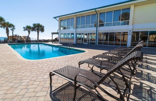 Litchfield by the Sea Apartment | Ultimate Coastal Getaway Oceanfront Dune Room