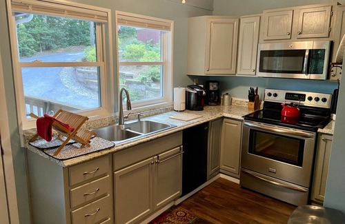 Zirconia Cabin | Ultimate Escape - Secluded Mountain Retreat with Hot Tub & Scenic Views