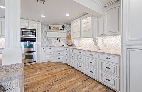 Berryville House | Ultimate Family Riverfront Retreat: 5-Bedroom Retreat -sleeps 15