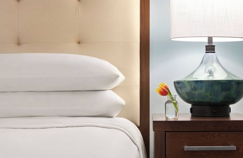 Villas Hotel | Ultimate Getaway! 4 Great Units, Outdoor Pool, Minutes to Lakes Regional Park!