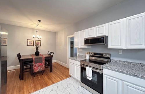Columbia House | Ultimate Kid-Friendly Stay!