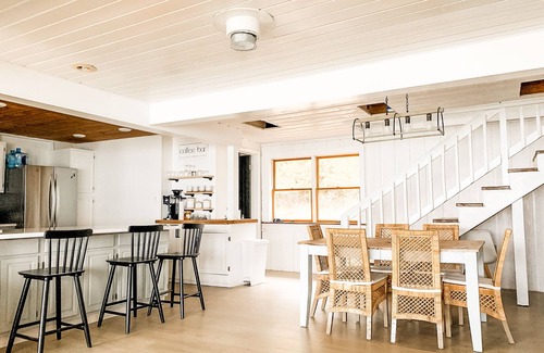 Beulah House | Ultimate Lakefront Getaway: Hot Tub/Boat Dock/& Game Room!