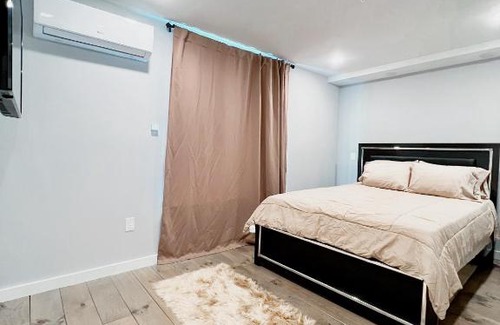 North Philadelphia West Apartment | Ultimate Lux Modern 2BD l 2BR Home with Private Rooftop