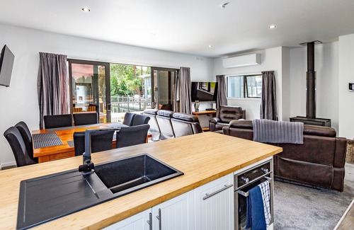 Ohakune House | Ultimate Luxury on Tiffany place