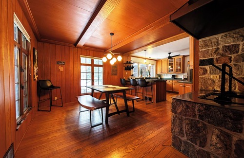 Phelps Cabin | Ultimate Northwoods Log Home! Cabin 14, POV Resort