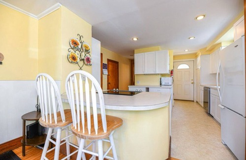 Scarborough House | Ultimate Pine Point Beach Family Compound-4 Units, 8 Bedrooms, Yard