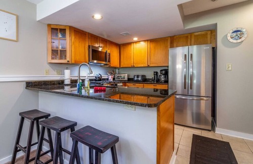 Ludlow Condo | Ultimate Ski Retreat - Ski in/out at Okemo