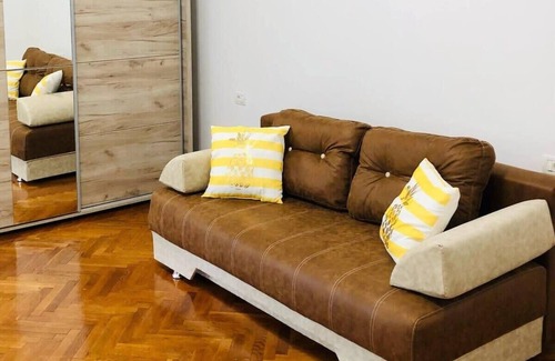 Old City Condo | Ultra-central moden and big apartment P4
