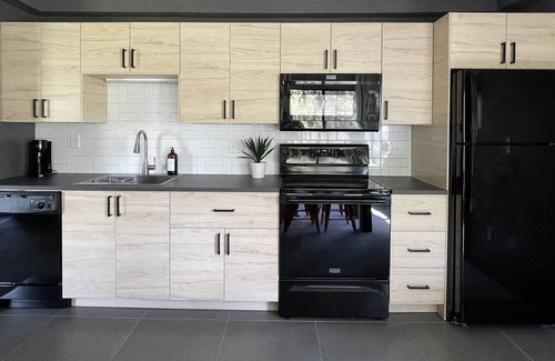 Champion Condo | Ultra-hip, Family-Friendly, Modern Space- Enjoy all 7 Springs has to offer!